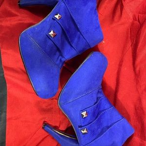 Blue suede booties